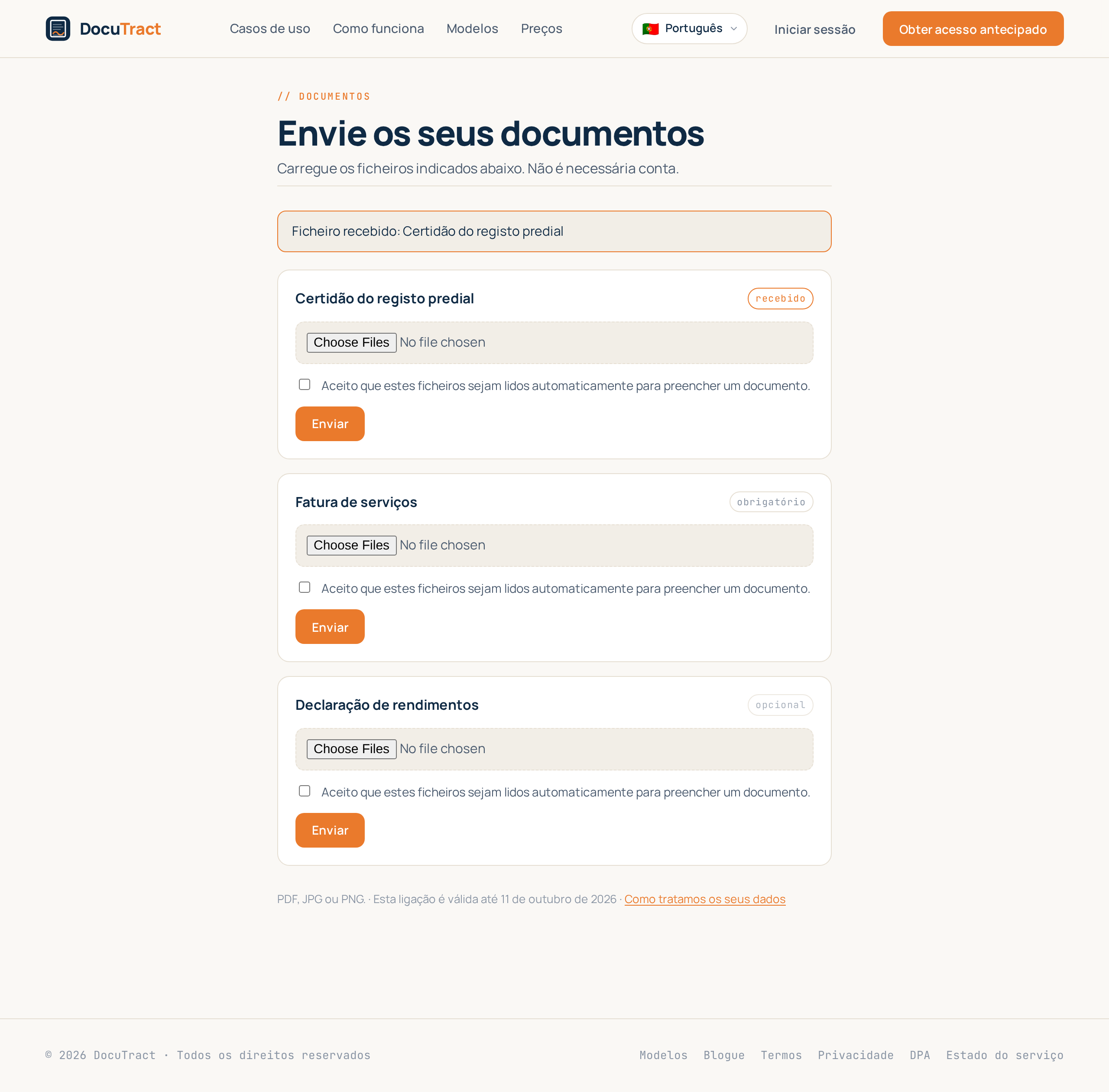 A página do cliente: a lista de documentos a enviar e um controlo de carregamento para cada um