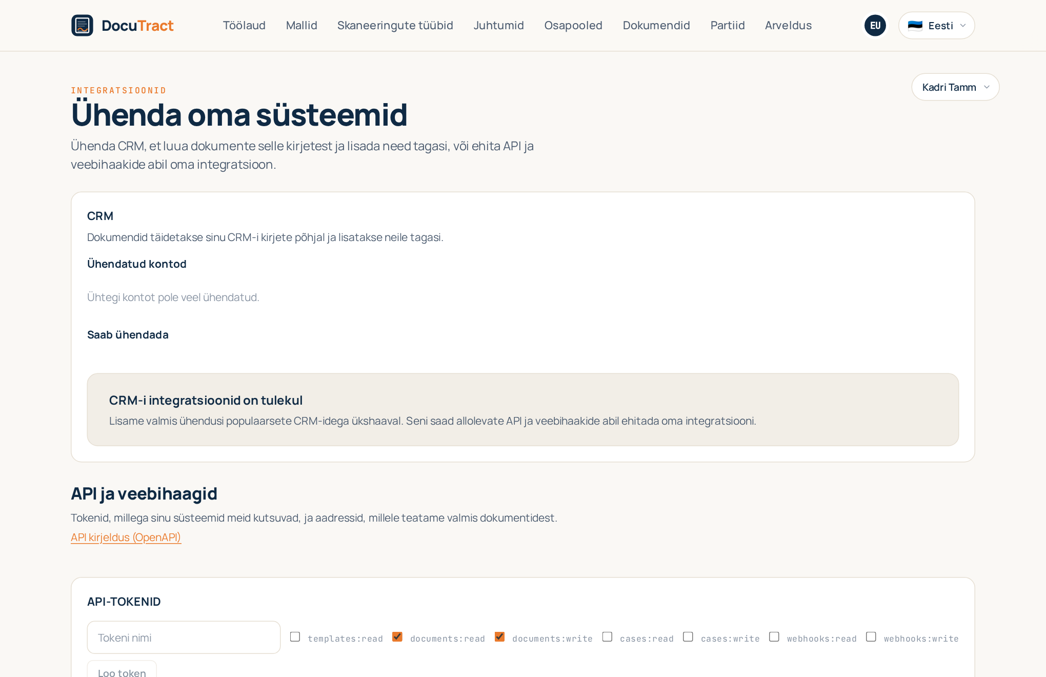 Vaade „Integratsioonid“: kõigepealt CRM-i jaotis, selle all API ja veebihaagid