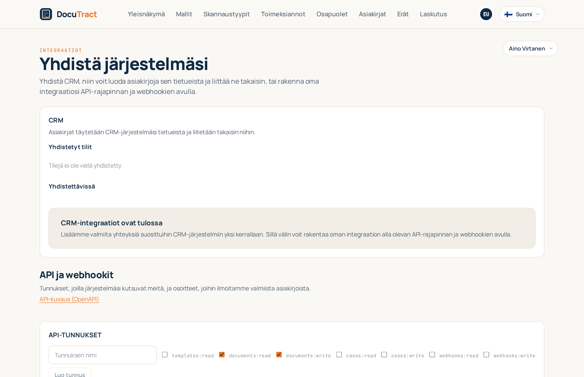 Näkymä ”Integraatiot”: ensin CRM-osio, sen alla API ja webhookit