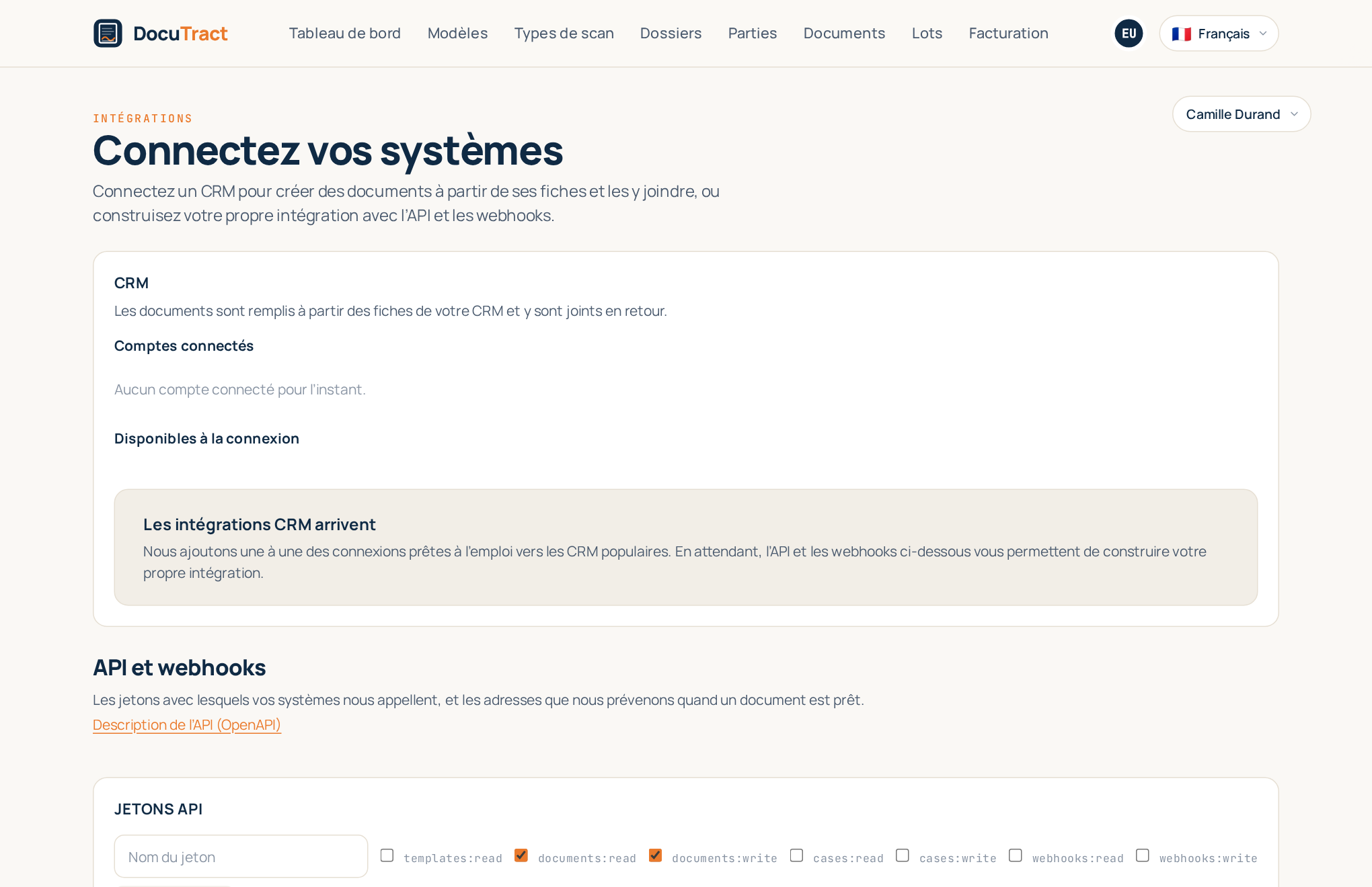 L’écran « Intégrations » : d’abord la section CRM, en dessous l’API et les webhooks