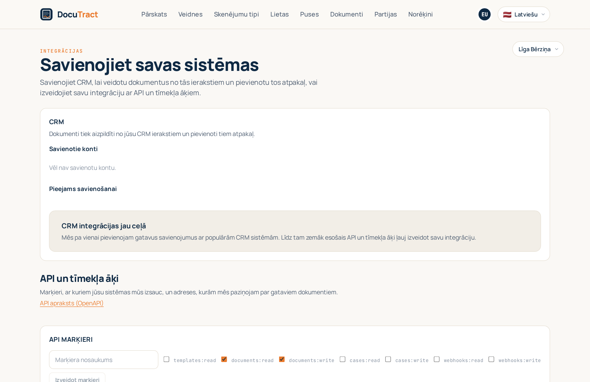 Skats “Integrācijas”: vispirms CRM sadaļa, zem tās API un tīmekļa āķi